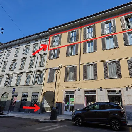 Luxury Design Loft - Piazza Pontida 아파트 베르가모