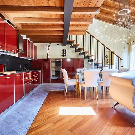 Luxury Design Loft - Piazza Pontida ベルガモ