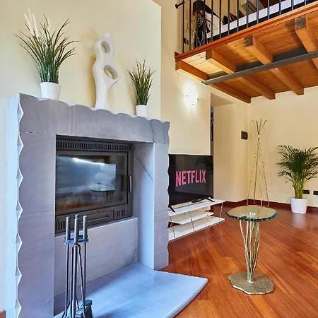 Luxury Design Loft - Piazza Pontida * 베르가모
