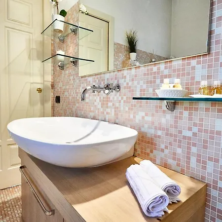 Luxury Design Loft - Piazza Pontida 아파트