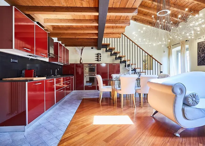 Luxury Design Loft - Piazza Pontida 贝尔加莫