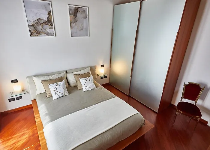 Luxury Design Loft - Piazza Pontida Lägenhet Bergamo